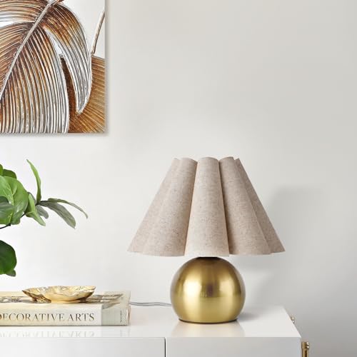 Ziqqeelam Gold Small Bedside Table Lamp with On/Off Switch - Brass Nightstand Light for Bedroom, Living Room, Kids Dorm, Mini Scalloped Shade