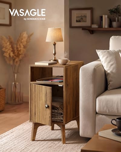 VASAGLE Narrow End Table with Charging Station, Nightstand – Honey Brown, 18.9 x 11.8 x 23.6 inches