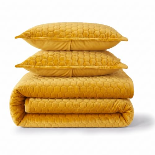 Gold Oversized Velvet Quilt Set - All Season King Size Comforter with Shams
