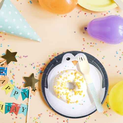 Sliner 50 Pcs Penguin Disposable Round Paper Plates 7 Inch Penguin Party Cake Plates Disposable Dinnerware Birthday Decorations for Picnic Christmas Party Supplies