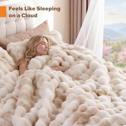 YIKUSH Tie-Dye White Faux Fur Comforter Set - California King, 3 Pieces