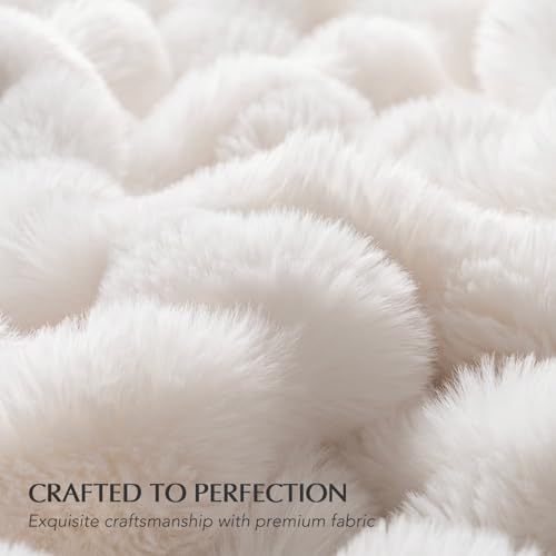 EverGrace Ivory White Faux Rabbit Fur Bubble Throw Blanket 90x90