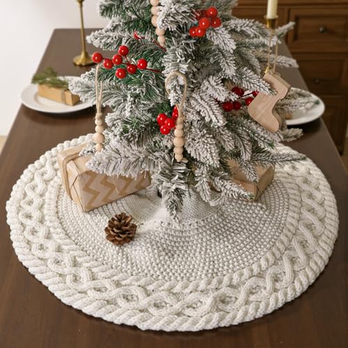 LimBridge X-Small White Diamond Edge Knit Christmas Tree Skirt 24in