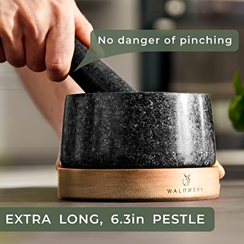 WALDWERK Oak Wood & Natural Granite Mortar and Pestle Set 6.1 Inch - Large Kitchen Grinder for Guacamole
