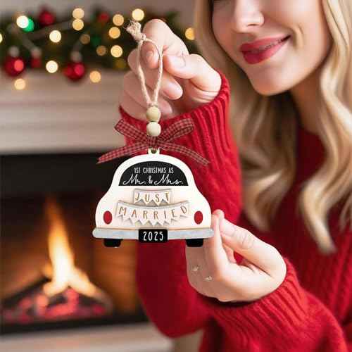 Wedding Christmas Ornament 2025, First Christmas Married Ornament, Future Mr and Mrs Keepsake, Bridal Shower Surprise for Bride, Engagement Decor for Couples, Just Married Wedding Gifts for Newlyweds
