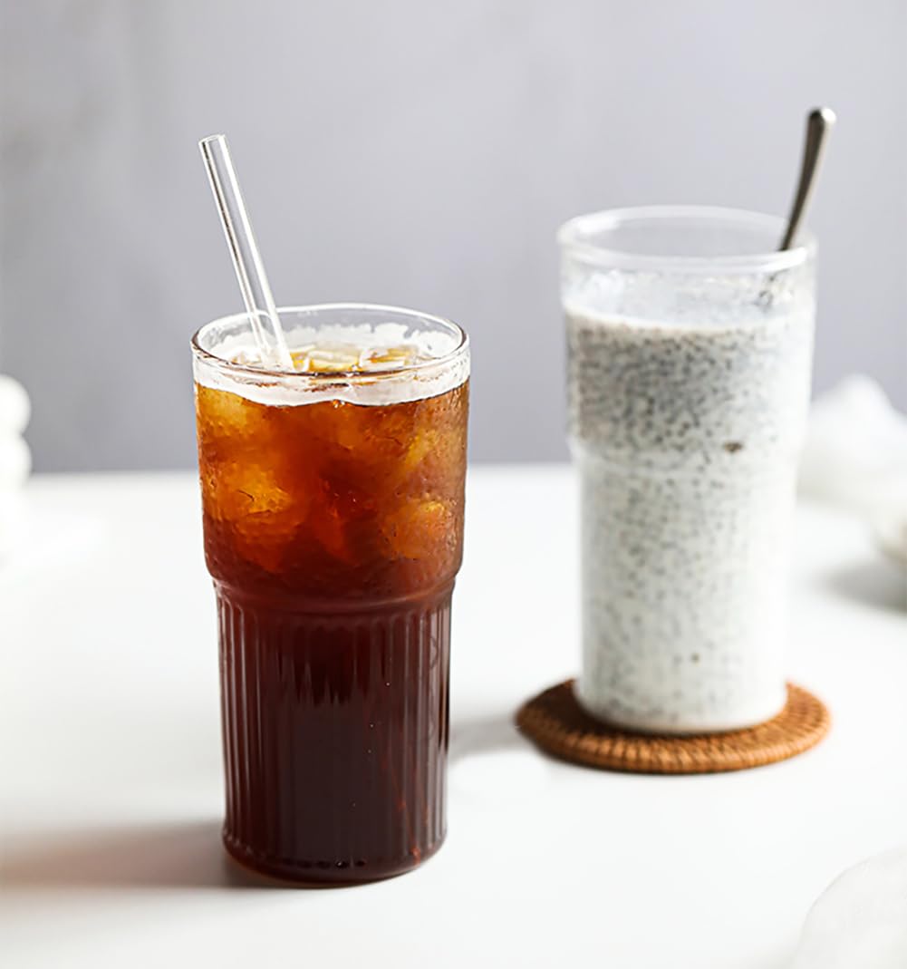 ALINK Glass Cups with Lids and Straws, 22 oz High Borosilicate Clear Iced Coffee Glass Tumblers, Drinking Glass Smoothie Tea Water Cups, Pack of 2 with Cleaning Brush