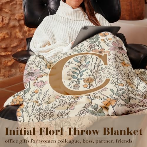 JXREQ Boho Floral Initial C Throw Blanket - 50x60 in Personalized Gift for Women