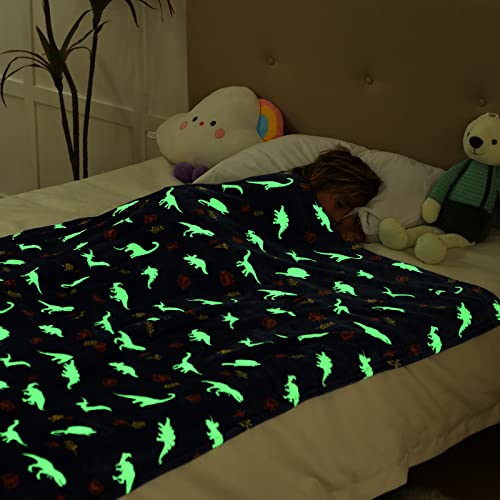 SOCHOW Glow in The Dark Throw Blanket 50 x 60 Inches, Jurassic Dinosaur Pattern Soft Cozy Flannel Fleece Blanket for Sons Daughters, All Seasons Navy Blue Presents Blanket for Preteens Teens