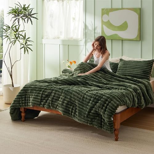 Bedsure Queen Fluffy Comforter Set 90x90 Inch Olive Green Cozy Bedding