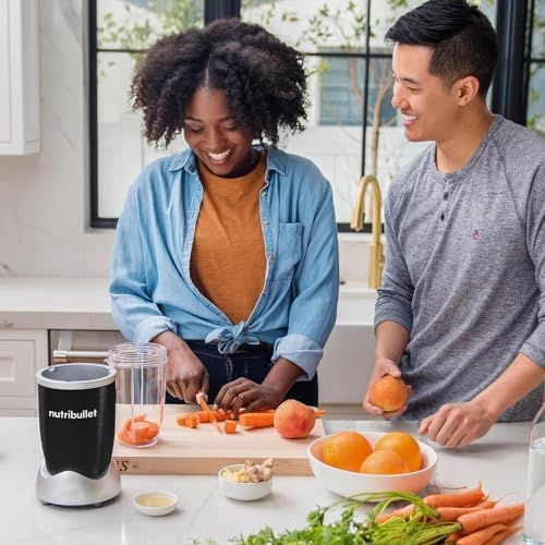 NutriBullet Pro 900W Single-Serve Blender Black Stainless Bundle
