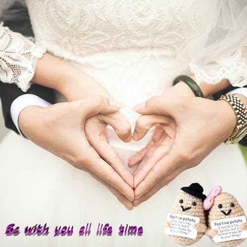 Mini Cute Funny Positive Life Potato Tomato Eggplant Onion Cute Animals Creative Knitted Holding Card Crochet Birthday Christmas Girls Gifts Party Decor