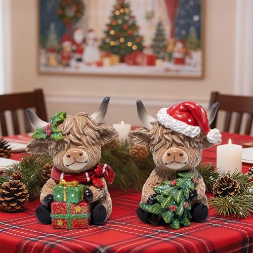 Hodao 2pcs Christmas Highland Cow Figurines – Red-Green Santa Hat Mantel Decor