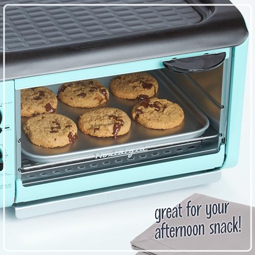 Aqua Nostalgia 3-in-1 Breakfast Station with Coffee Maker, Toaster & Griddle - Retro Style
