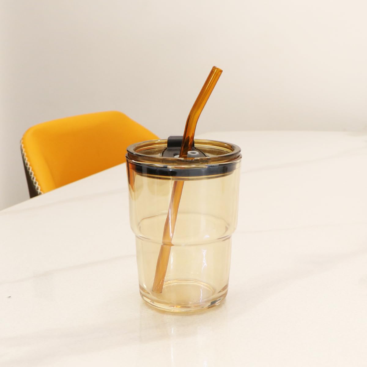 OUDASPV 15oz/450ml Glass Cups with Lids and Straws, Leak-Proof Thick Wall Tumbler Water Glass, Reusable Iced Coffee Cups for Cold & Hot Drinks, Coffee, Tea, Shake (Amber)