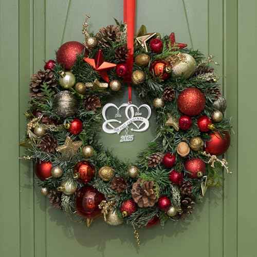 Our First Christmas as Mr & Mrs Ornament 2025 Christmas Decoration, Married 2025 Ornament 1st Year Wedding Gifts Metal, Bridal Shower Gift for Newlywed Couple Wedding