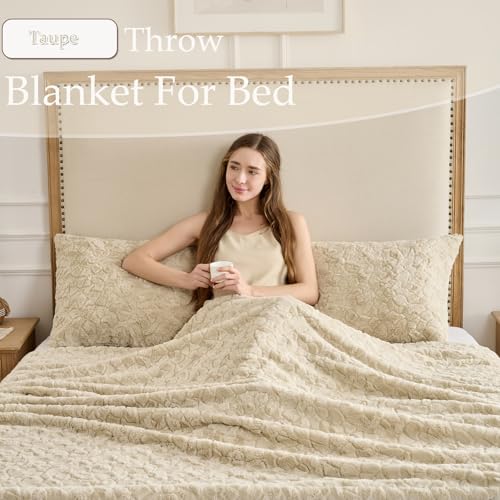 Faux Fur Rabbit Throw Blanket,Super Soft Plush Thick Warm