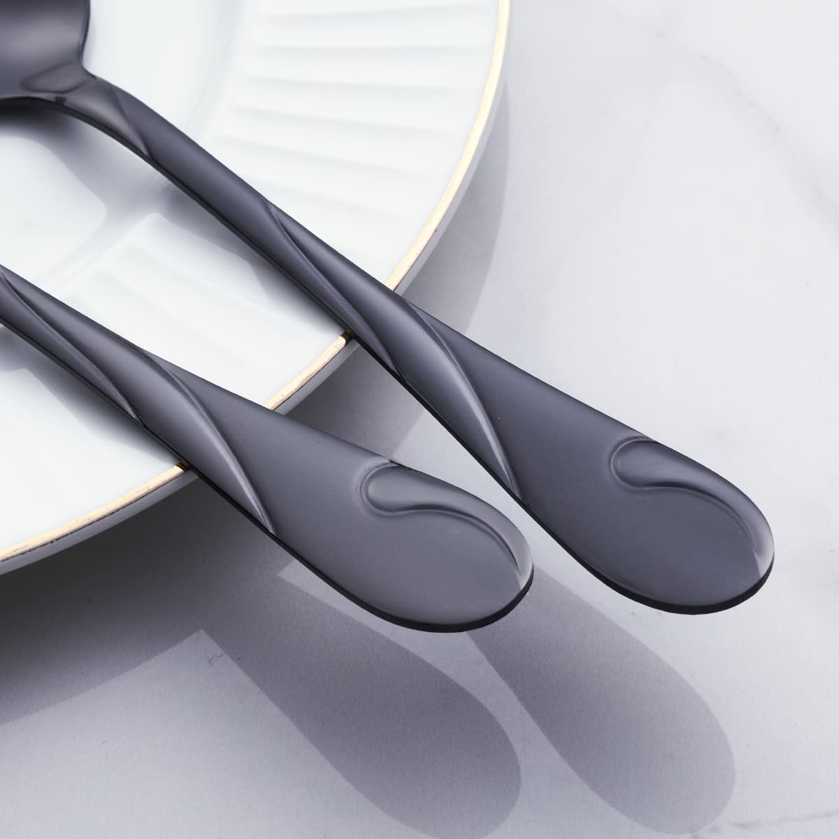 Seeshine Black Silverware Set for 6, 30-Piece Stainless Steel Flatware Set, Shiny Black Metal Cutlery Set, Include Fork, Knife and Spoon Set, Dishwasher Safe