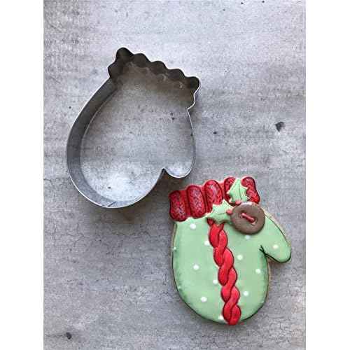 LILIAO Christmas Winter Mitten Cookie Cutter - 3.1 x 4 inches - Stainless Steel