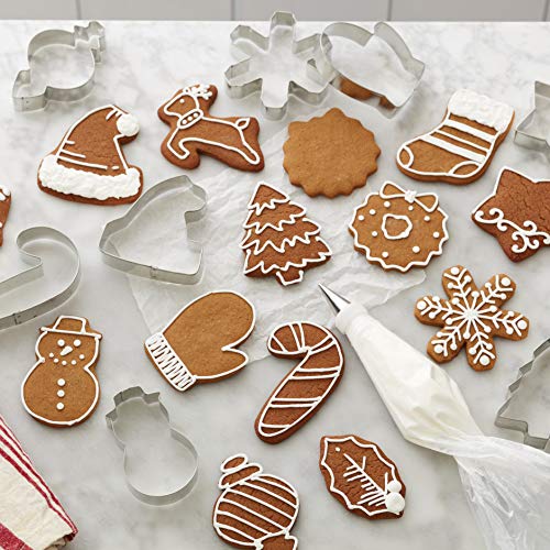 Wilton Holiday Cookie Cutter Set - 18 Metal Shapes for Christmas Baking & Decorations