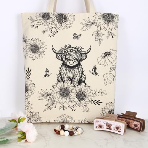 Highland Cow Gift Set: 8-Piece Tote Bag, Glass Cup, Keychain & Socks