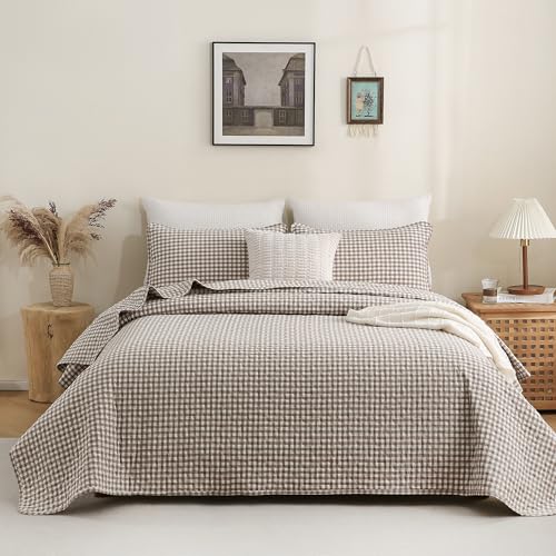 TOCOMOA Tan Gingham Quilt Bedding Set - King 106x96 Inches, Cotton-Like Linen
