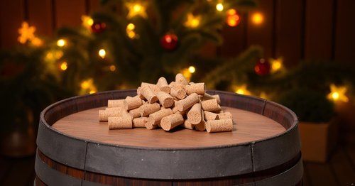 100 Pack Natural Soft Wood Corks, Tapered Cork Wooden Beer Bottle Stopper for Wine Making Craft, Leakproof,DIY Crafts (100 Pcs)