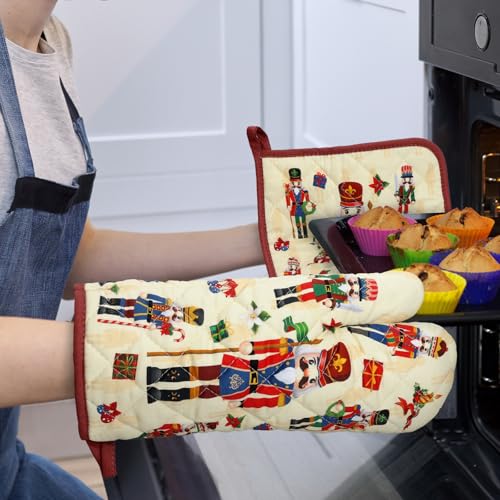 Arquiel Christmas Nutcracker Oven Mitts & Pot Holder Set - 4pcs, Holiday Kitchen Decor