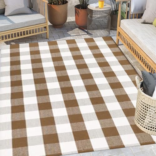 4' x 6' Buffalo Plaid Outdoor Rug - Brown & White Checkered Farmhouse Mat