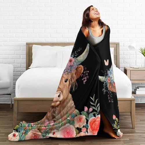 Highland Cow Blanket Cute Cow Plush Throw Blanket Super Soft Cozy Warm Fleece Highland Cattle Bedding Blanket Gifts for Kids Girls Boys Women 40"X50"