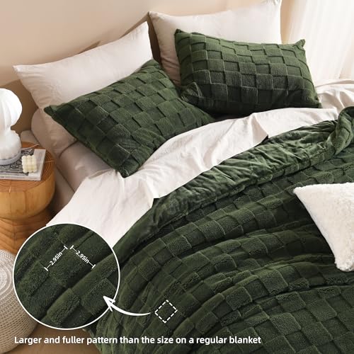 Queen Fluffy Comforter Set with Pillowcases - Olive Green 3-Piece Bedding