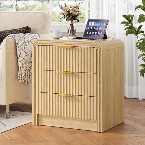 Decofy Fluted Nightstand with 3 Drawers & Charging Station - Natural Oak, Variation 1