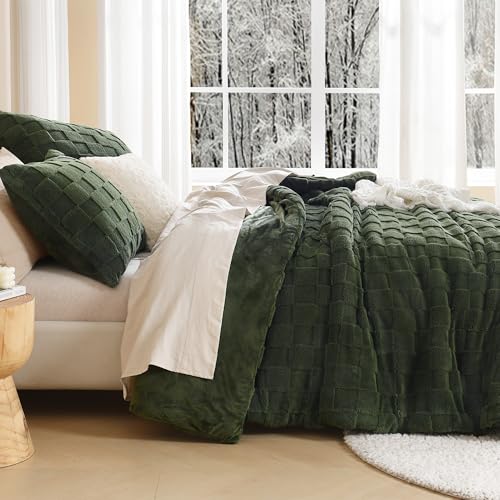 Queen Fluffy Comforter Set with Pillowcases - Olive Green 3-Piece Bedding