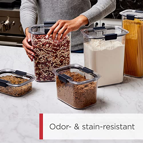 Rubbermaid Brilliance 28-Piece Assorted Food Storage Container Set with Scoops, Airtight BPA-Free