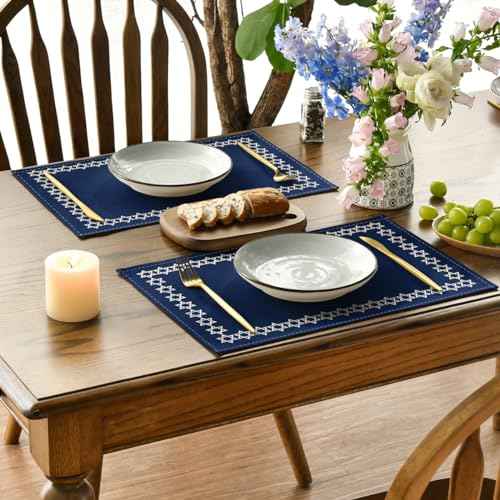 Artoid Mode Passover Hexagram Placemats Set of 4, 12x18 Inch Seasonal Star of David Jewish Chanukah Table Mats for Party Kitchen Dining Decoration