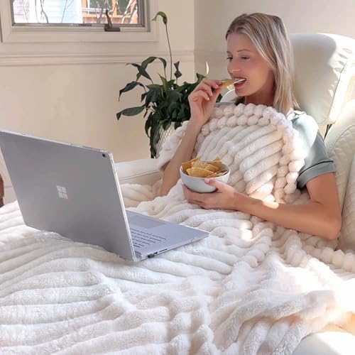 BEDELITE Cream King Size Ribbed Microfiber Blanket 108x90 Inches