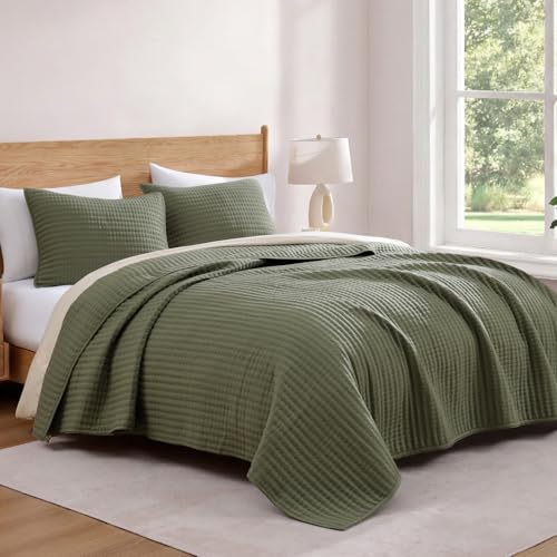 WRENSONGE Olive Green California King Oversized Quilt Bedding Set - 3 Piece