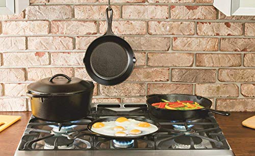 7 Qt Pre-Seasoned Cast Iron Dutch Oven with Lid - Lodge BOLD