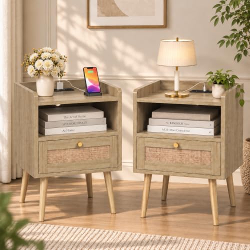 MECHYIN Nightstand Set of 2 with Charging Station, Rattan & Solid Wood, Light Oak, 15.9 x 11.8 inches