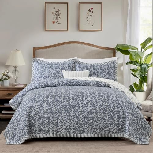 White Slate Blue Queen Quilt Set - 3 Pieces Botanical Cotton Bedspread