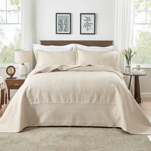 Qucover Oversized King Quilt Bedspread 132x 120, Extra Wide Alaska