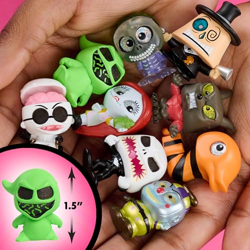 Disney Nightmare Before Christmas Advent Calendar with 24 Collectible Figurines