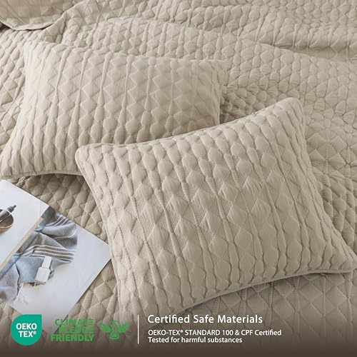 WDCOZY California King Beige Quilt Bedding Set with 2 Pillow Shams - All Season Lightweight Bedspread Coverlet, 3 Pieces, 116x106 inches