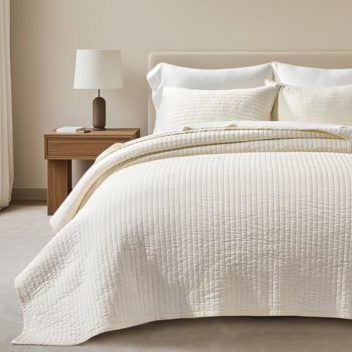 Cotton Sateen Quilt Set Queen Cream with Pillow Shams, 92x96 Inches - EverGrace