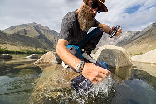 LifeStraw Peak Squeeze Water Filter Bottle 22oz Dark Mountain Gray