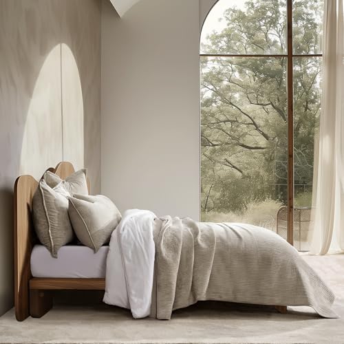 EverGrace Full/Queen Velvet Quilt Set with Channel Design - Urban Taupe, 90x92"