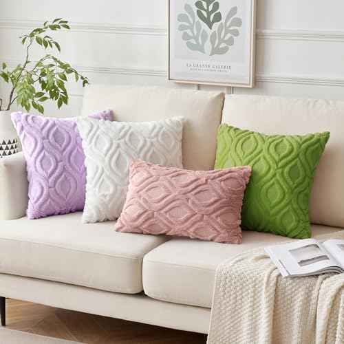 MIULEE Christmas Green Throw Pillow Covers 20x20 Inch, Soft Winter Plush Faux Wool Couch Pillow Covers Set of 2 Decorative Farmhouse Boho Throw Pillows for Sofa Living Room Bed