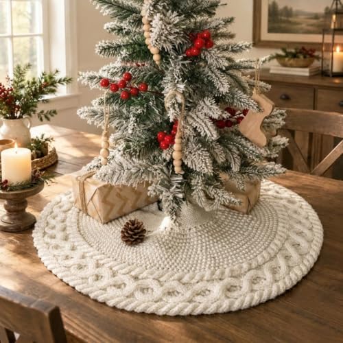 LimBridge X-Small White Diamond Edge Knit Christmas Tree Skirt 24in