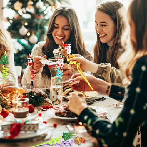 Fancy Land Christmas Party Favors Christams Drinking Straws Reusable Plastic Straw for Kids Xmas Holiday Party Supplies 24Pcs