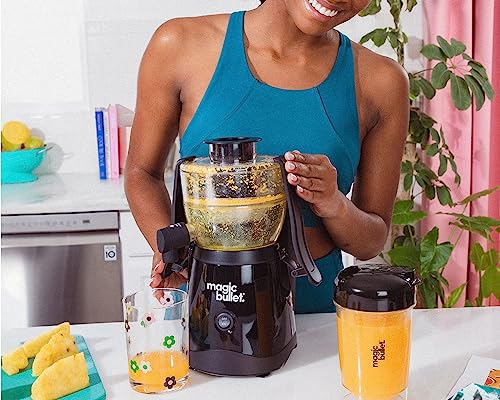 Mini Juicer with 16oz Cup & Black Finish - Space-Saving Countertop Design