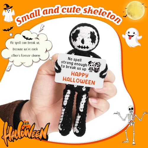 Crochet Skull Couple Gift for Halloween, Gothic Romantic Gift for Wife Husband Girlfriend Boyfriend, Cute Spooky Love Crochet Decor, Birthday Party Surprise and Gothic Romantic Home Decoration